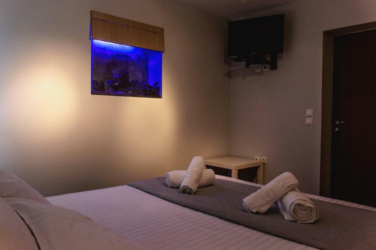 Kamares Suites Каламата Экстерьер фото